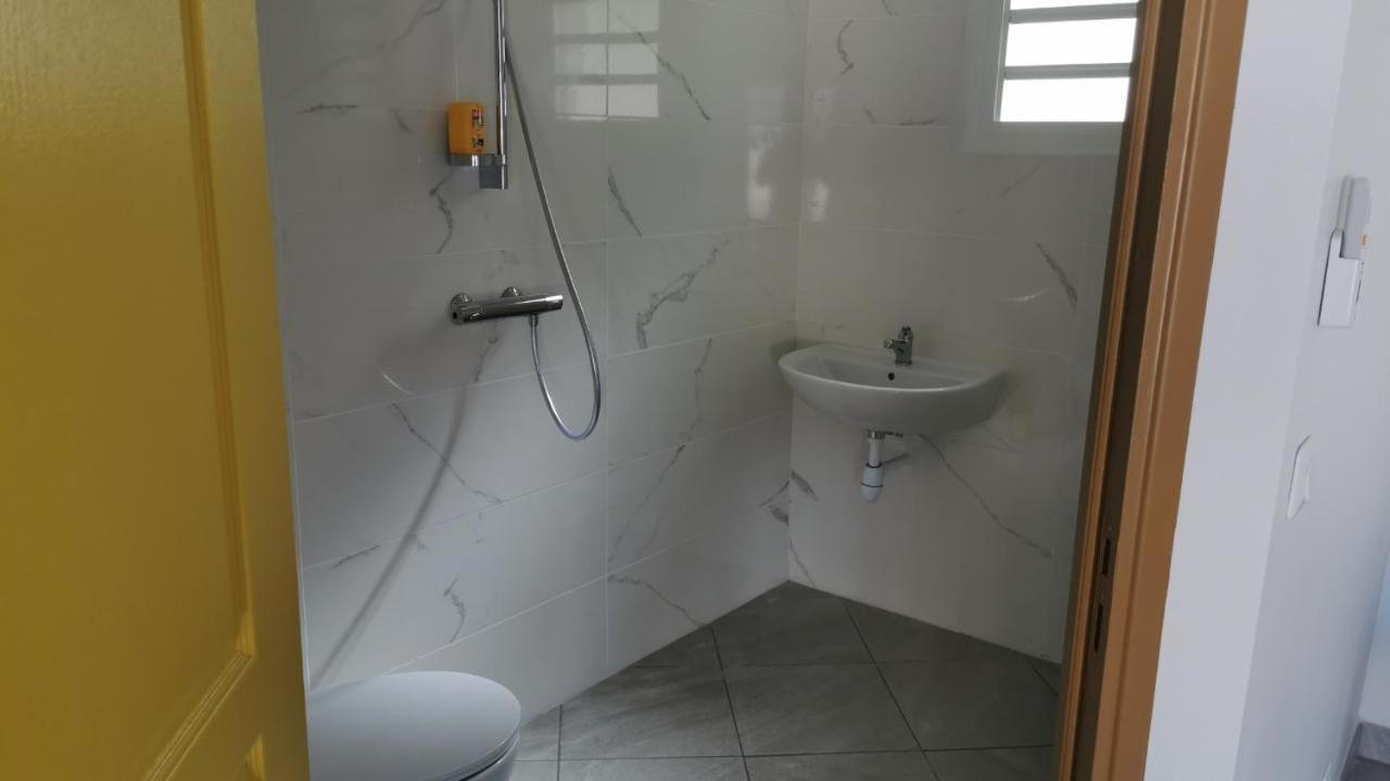Cap Des Anses Appartement Sainte-Anne Buitenkant foto